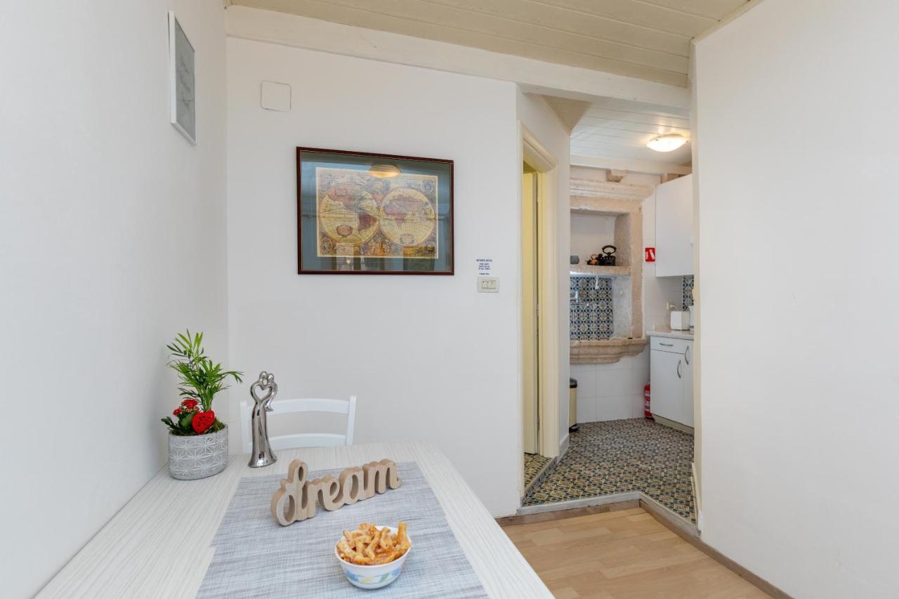 Divina Blue Apartments ดูบรอฟนิก ภายนอก รูปภาพ